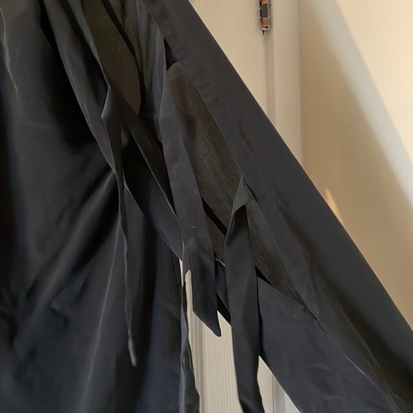 SILK chaser blouse with tie sleeves - Picture 6 of 7